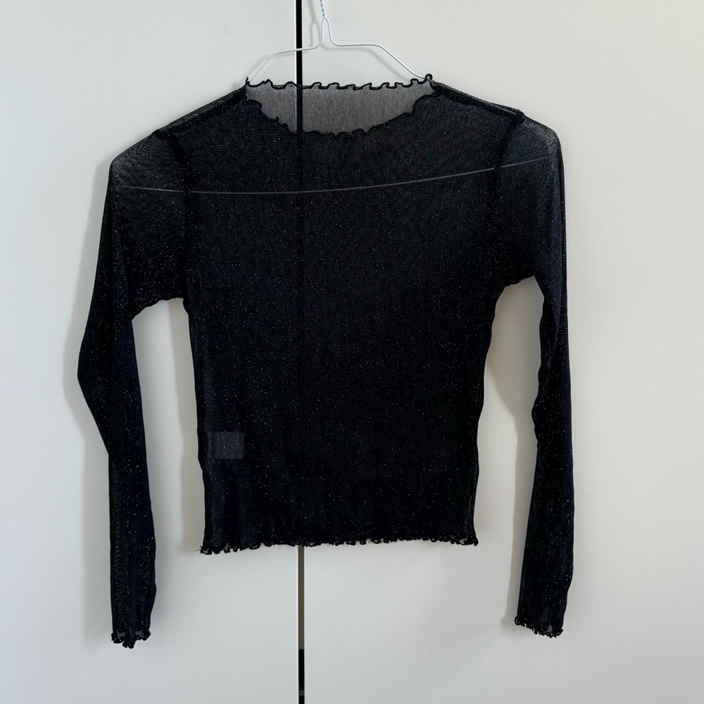 Brandy Melville leuttice edge black glittered top one size